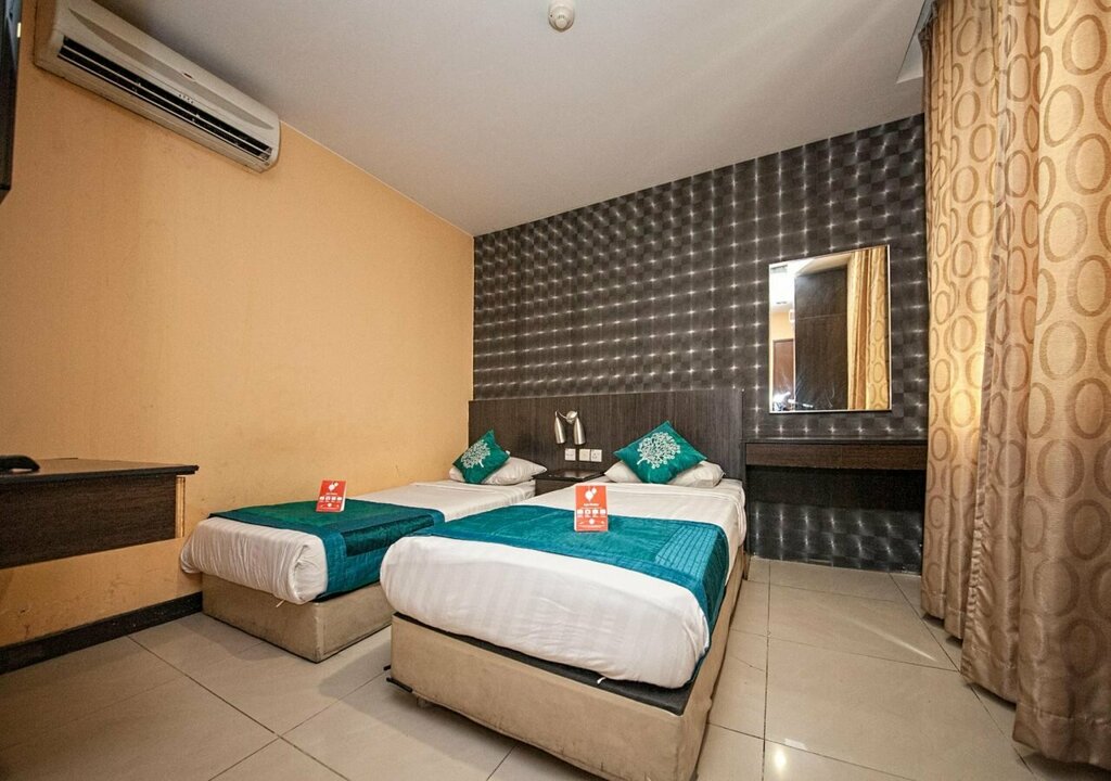La Viva Hotel by Oyo Rooms