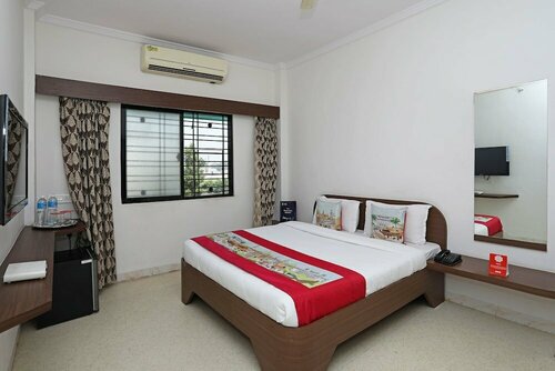 Hotel O 10671 Hotel Sai Prem, Забронировать Отель Отели Насик 4 звезды, 4*