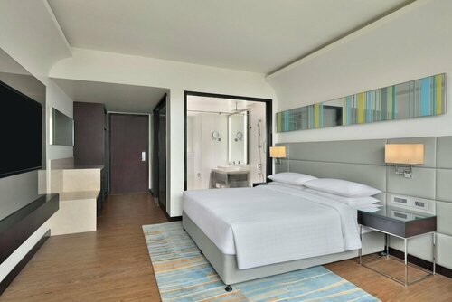Courtyard By Marriott Navi Mumbai, Boek Hotel SPA-hotels in New Delhi, SPA