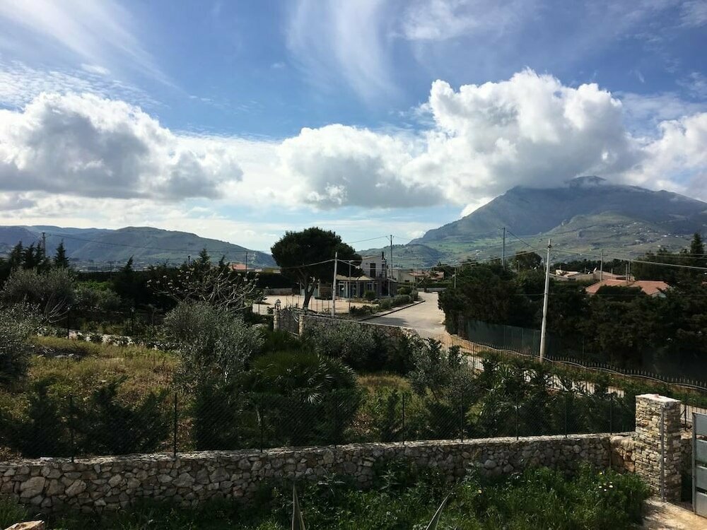 Villa Dei Mandorli