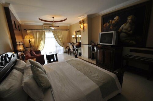 Sunflower Hotel District 10, Забронировать Отель Отели District 10 3 звезды, 3*