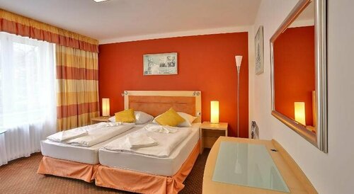 Active & Wellness Hotel Subterra, Prenota Hotel Ostrov 