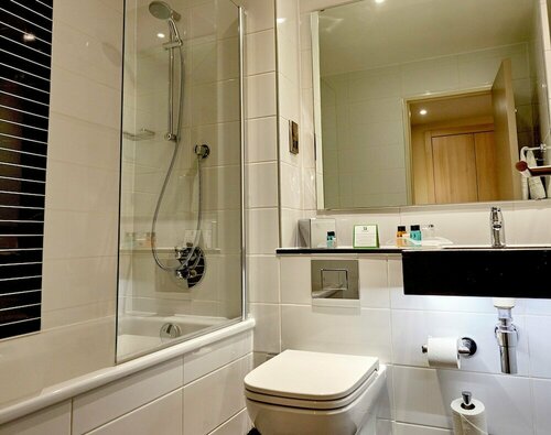 Holiday Inn Northampton West M1, Jct 16 by IHG, Book Hotel 4-stjernede hoteller i Merseyside, 4*