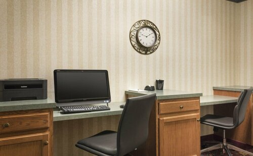 Country Inn & Suites by Radisson, St. Charles Historic District, Book Hotel Hoteller i Chicago med pool, Swimmingpool