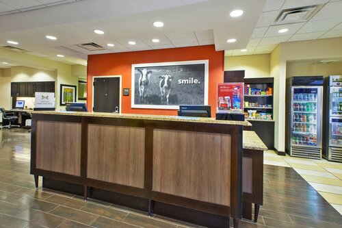 Hampton Inn Washington-Dulles Int'l Airport South, Забронировать Отель  