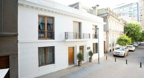 Hotel Boutique Casa Noble, Забронировать Бутик-отель Сантьяго - центр города Сантьяго, рядом с Торговый центр Vivo Centro