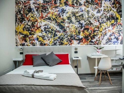 Art in B&B, Забронировать Отель «постель и завтрак» Отели Салерно с парковкой, рядом с Епархиальный музей Салермо, Парковка