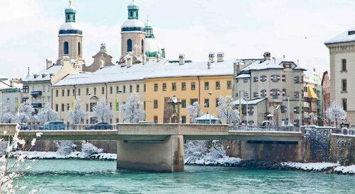 Absteige Innsbruck- Zentrale Ferienapartments, Prenota Appartamento Hotel a Tirolo con parcheggio, Parcheggio