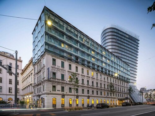 Novotel Wien City, Забронировать Отель Бизнес-отели Вены, рядом с Станция метро Landstrasse/Wien Mitte, 4* 5*