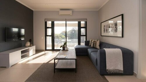 Odyssey Luxury Apartments - Back Up Generator, Забронировать Апартаменты/квартира Отели Рандбург с парковкой, Парковка
