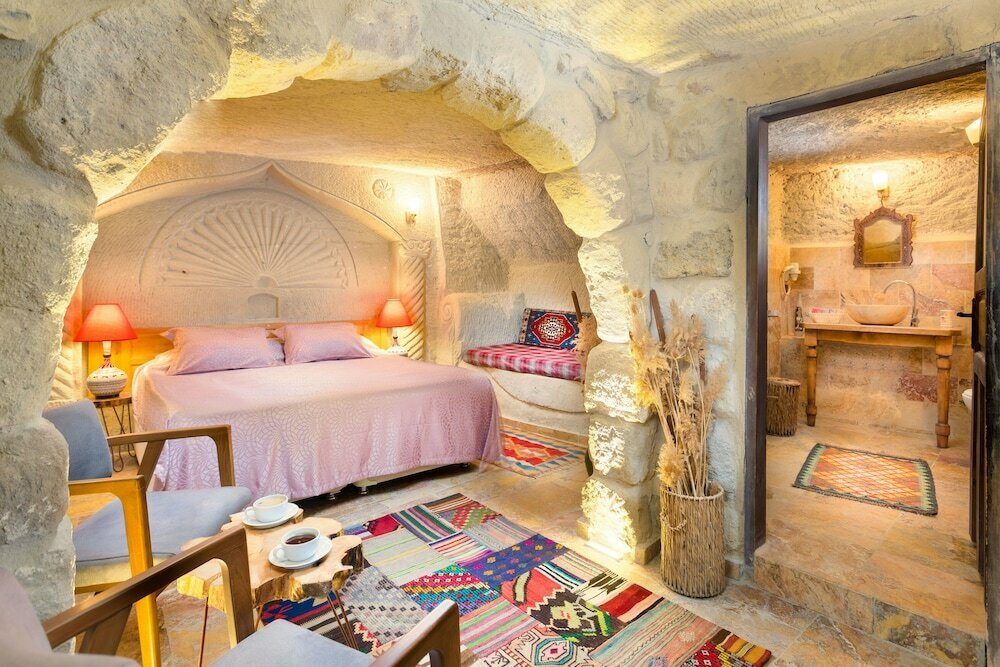 Splendid Cave Hotel