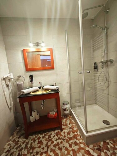 Pension Riverside in Leverkusen Hitdorf am Rhein - Zentral an der A1 und 59, Забронировать Апартаменты/квартира Хитдорф Северный Рейн-Вестфалия