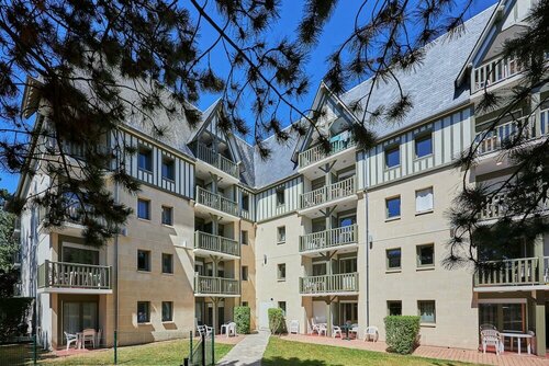 Residence Pierre & Vacances Les Embruns, Забронировать Отель Довиль Кот Флёри