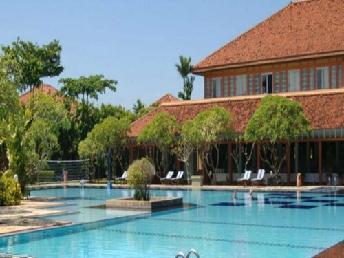 Курортный отель Club Palm Bay, Забронировать Курортный отель Маравила Округ Путталам