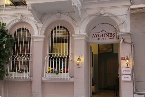 Aygunes Hotel, Забронировать Отель Отели Стамбула с парковкой, рядом с Улица Истикляль, Парковка