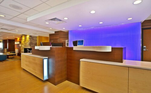 Fairfield Inn and Suites by Marriott Madison West / Middleton, Rezervați Hotel Middleton Wisconsin