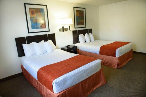 Americas Best Value Inn New Paltz, Rezervați Mini-hotel New Paltz Ulster County