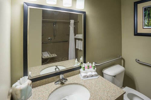 Holiday Inn Express Hotel & Suites St. Paul - Woodbury, an IHG Hotel, Prenota Hotel Woodbury 