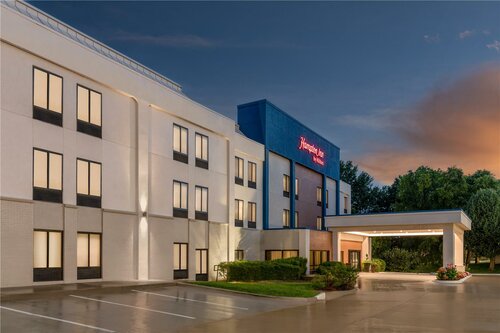 Hampton Inn Olathe, Забронировать Отель Олейте Канзас
