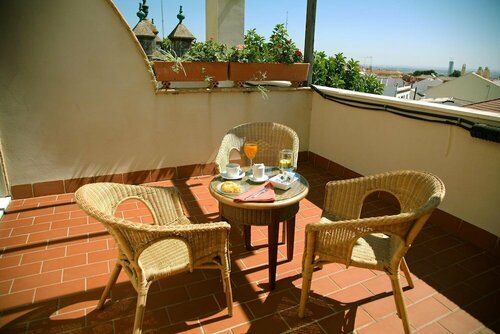 HOTEL HACIENDA SANTA BARBARA, Забронировать Отель Отели провинции Севильи с завтраком, Завтраки