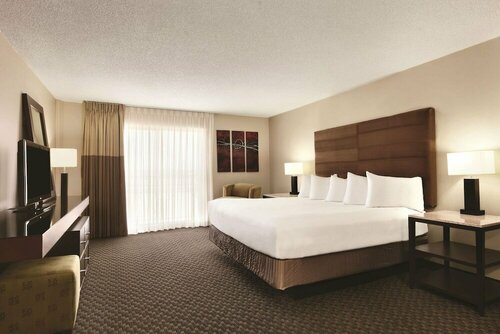Hyatt Regency Green Bay, Забронировать Отель Грин-Бей Висконсин