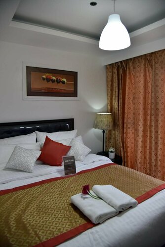 Sea Pearl Manila Suites, Book Condo Hotel Manila 