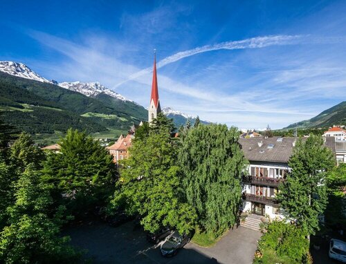 Hotel Pension Schweitzer, Забронировать Гостевой дом Отели в центре Силандро, в центре