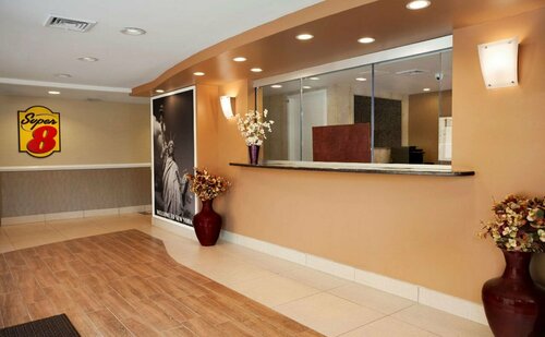 Super 8 By Wyndham Bronx, Buchen Sie Hotel Bronx 