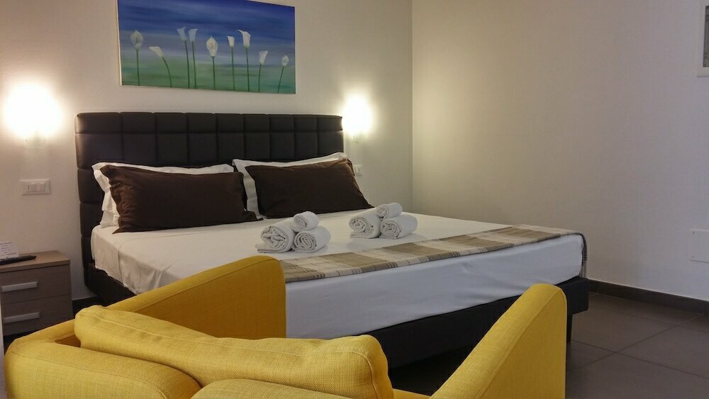 Up Room & Suite