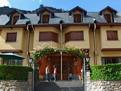Hotel Arruebo, Забронировать Отель Пантикоса Formigal - Panticosa, рядом с Лыжный подъемник Fobas