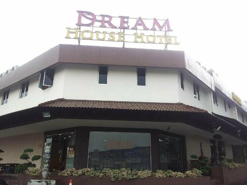 Dream House Hotel, Rezerwuj Hotel Sekudai Johor