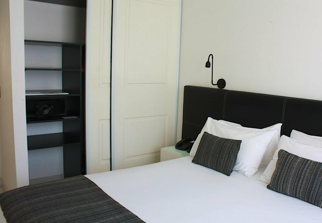 Cyan Recoleta Hotel