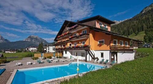 Hotel Haus Michaela, Prenota Hotel Hotel SPA a Sappada, SPA