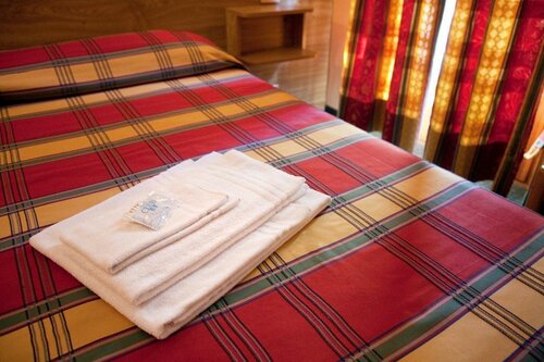 Hotel La Piazzetta, Prenota Hotel Limone Piemonte Piemonte, vicino a Riserva Bianca-Limone Piemonte