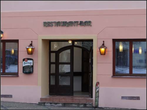 Hotel Zlatý Kríž, Boek Hotel Kaplice 
