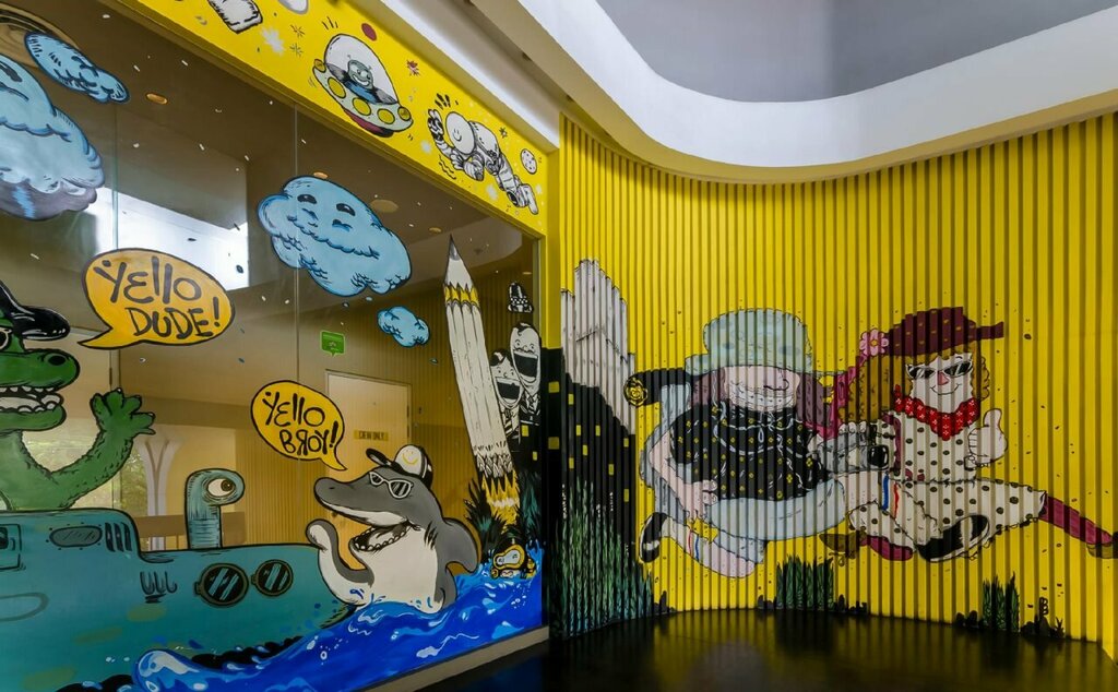 Yello Hotel