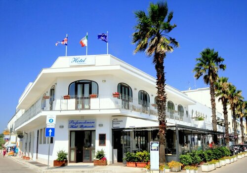 Hotel Profumo Di Mare, Забронировать Отель Отели Отранто 3 звезды, 3*