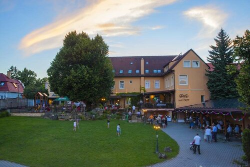 Hotel Lipa, Đặt Khách sạn Khách sạn ở Trenčiansky kraj bao gồm bữa sáng, Bữa sáng