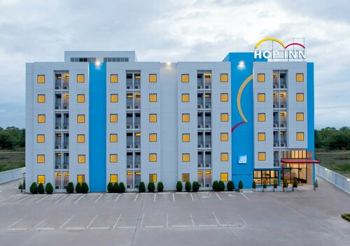 HOP INN Sa Kaeo, Забронировать Отель Сакэу Sa Kaeo Province