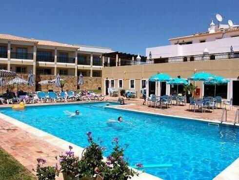 Novochoro Apartments & Villas, Reserva ahora Apartamento Hoteles en Algarve con aparcamiento, Aparcamiento