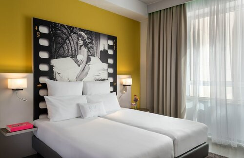 NYX Milan Hotel, Book Hotel Stazione Centrale Milano, nær Gioia