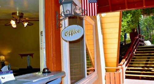 Arrowhead Mountain Inn, Book Hotel Lake Arrowhead Californien