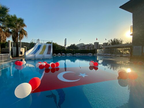 Zehra Hotel, Rezerwuj Hotel Ölüdeniz Fethiye Area