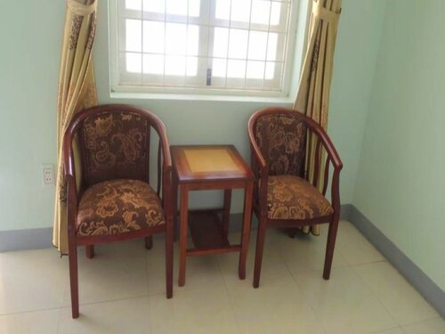 Thanh Nien Hotel, Забронировать Отель Донгхой Quang Binh