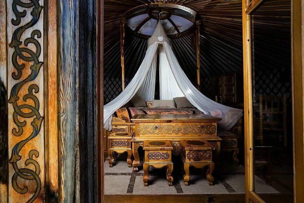 Domaine Arvor - Hébergements insolites pour couples et amis EN Bretagne