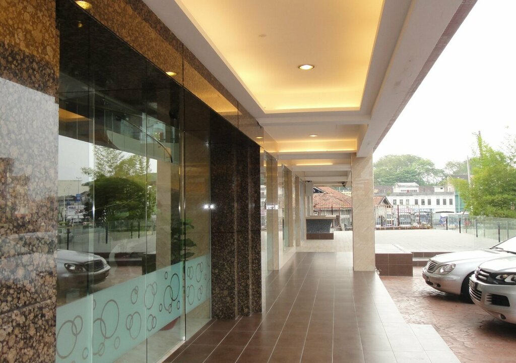 Lucky Hotel