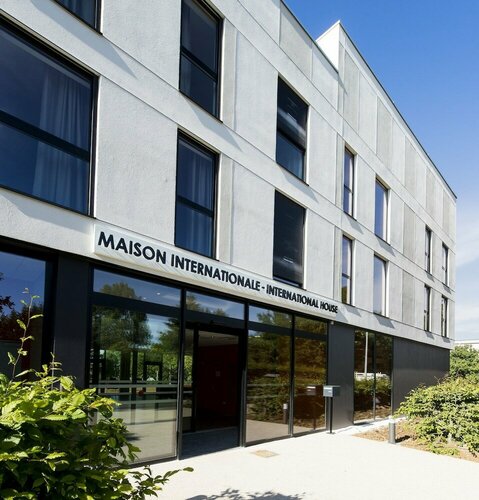 Adonis Dijon Maison Internationale, Book Lejlighedshotel Hoteller i Burgund med parkering, Parkering