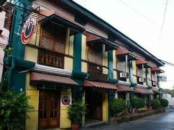 Grandpa's Inn Vigan, Rezervovat Hotel Vigan 