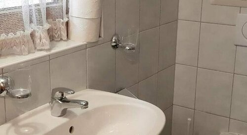 Pension Wassererhof, Забронировать Отель Отели Тироля с парковкой, Парковка