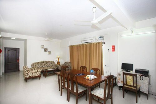 OYO 10130 Felicity INN Nungambakkam, Varaa Hotelli Nungambakkam 